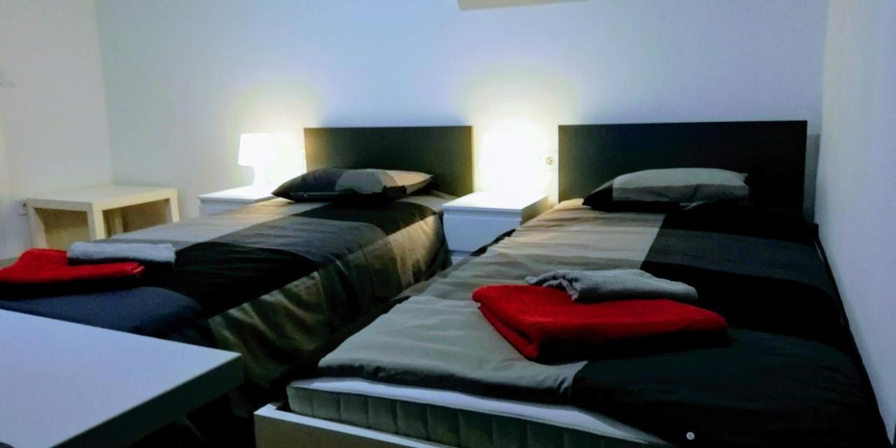 Pula Center Green Park Apartments And Rooms Екстер'єр фото