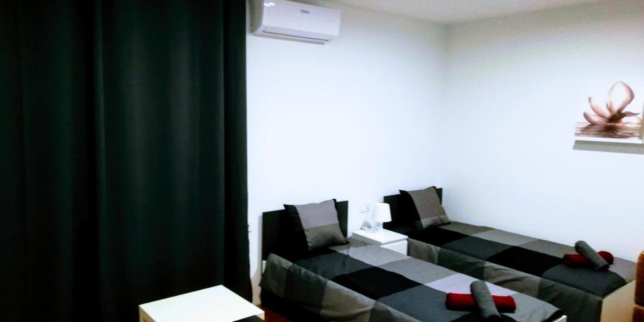 Pula Center Green Park Apartments And Rooms Екстер'єр фото