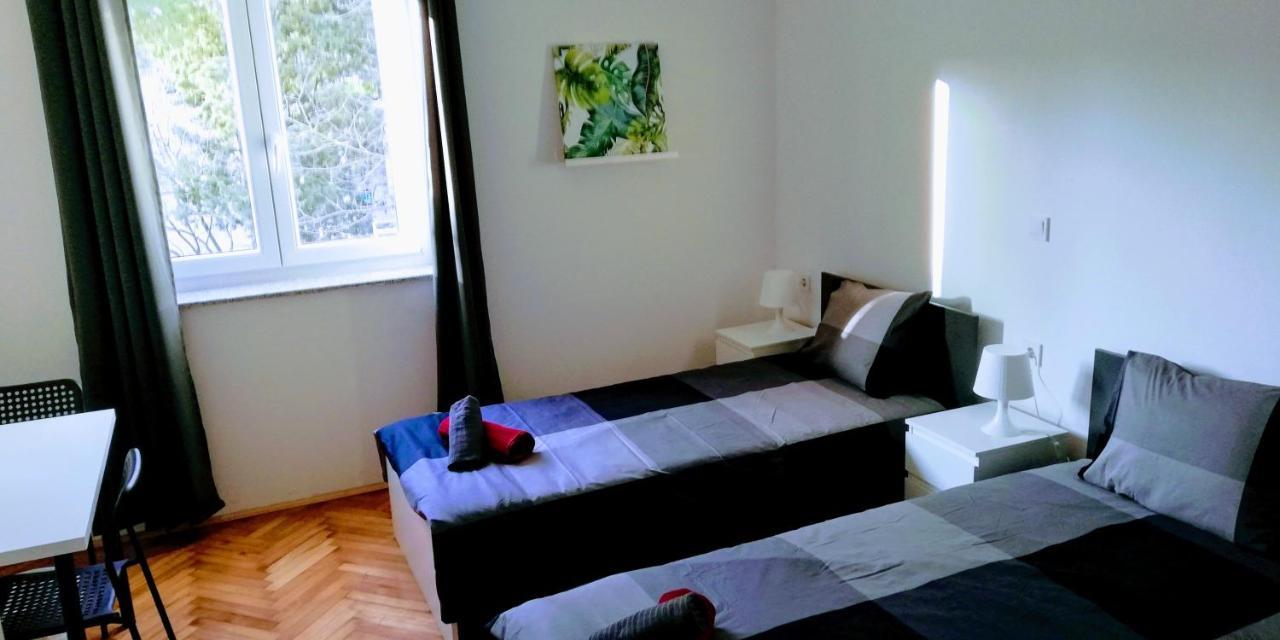 Pula Center Green Park Apartments And Rooms Екстер'єр фото