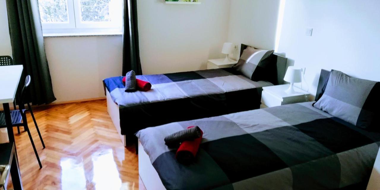 Pula Center Green Park Apartments And Rooms Екстер'єр фото